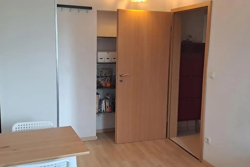Homestay 2 Zimmer Naehe Messe, Lanxess-Arena Cologne Germany